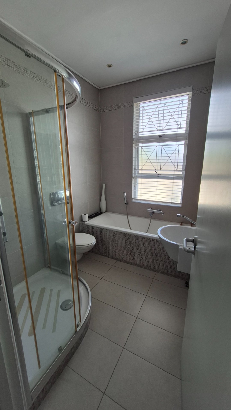 4 Bedroom Property for Sale in Summerstrand Eastern Cape